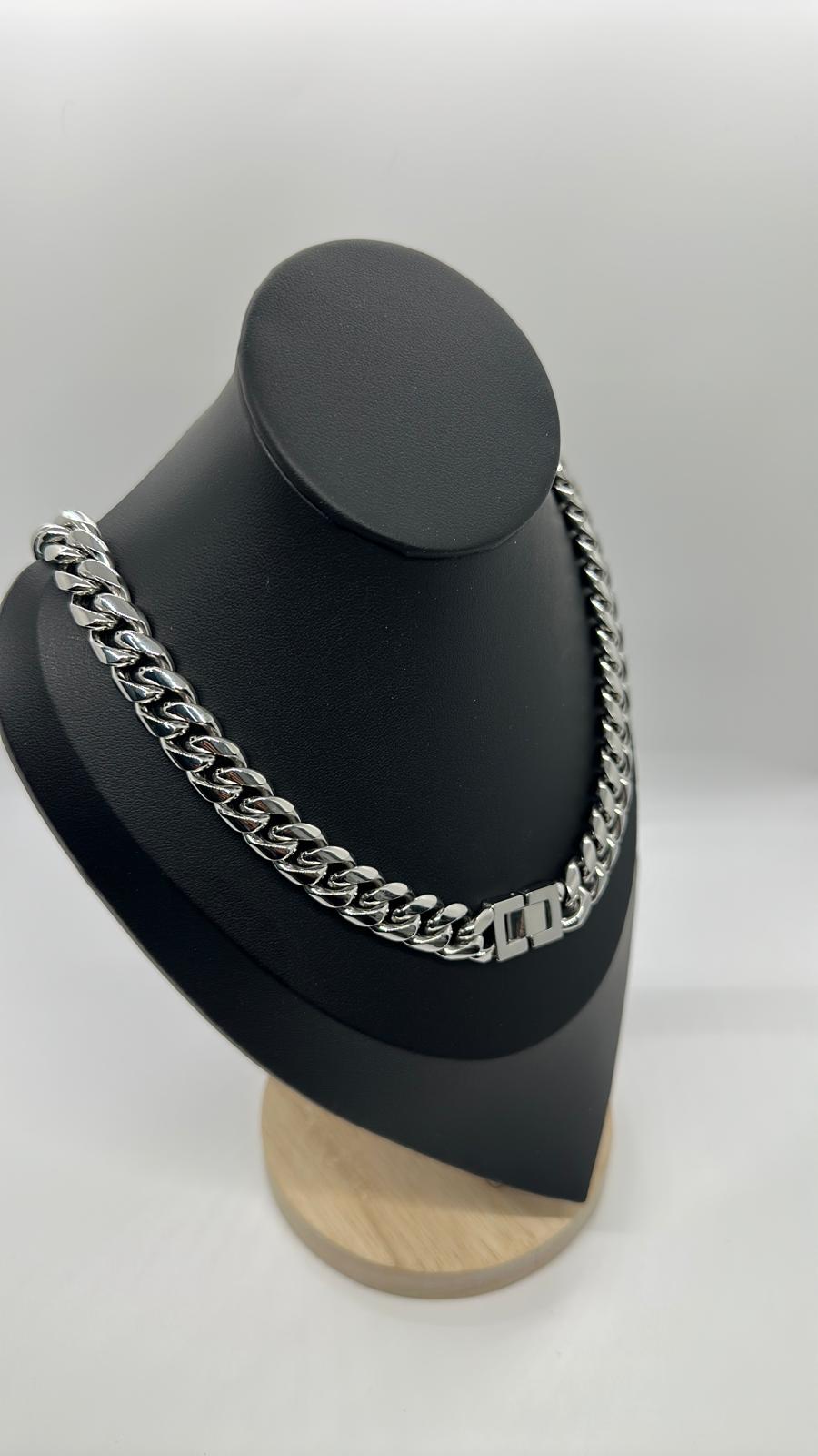 Cadena Cubana de Acero Inoxidable Silver - Vista lateral