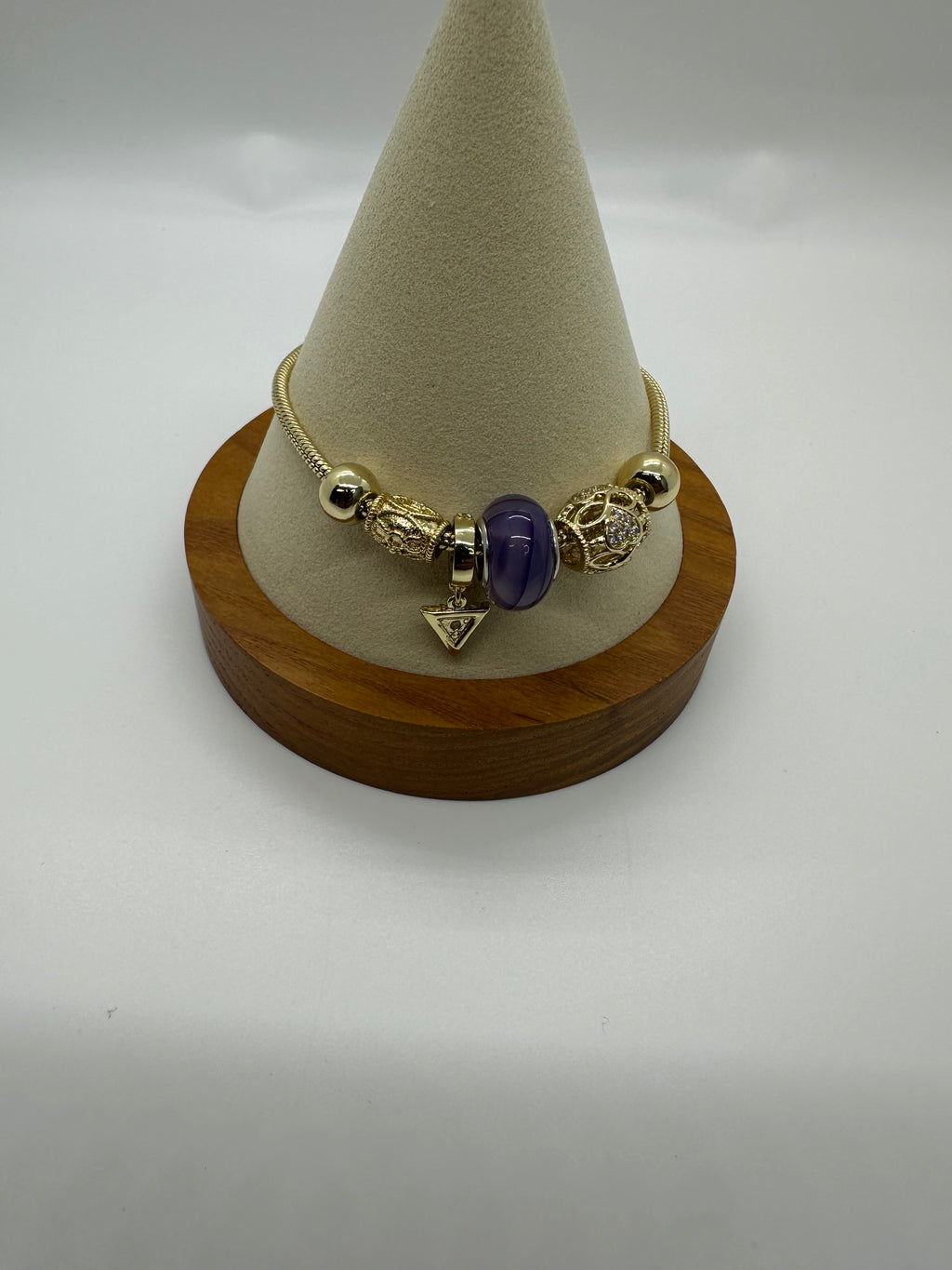 Elegant Gold-Plated Charm Bracelet with Purple Crystal Bead ⭐